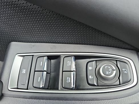 Used 2025 Subaru Ascent Touring image 29