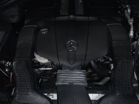 Used 2019 Mercedes-Benz GLS 450 4MATIC w/ Premium 1 Package image 30