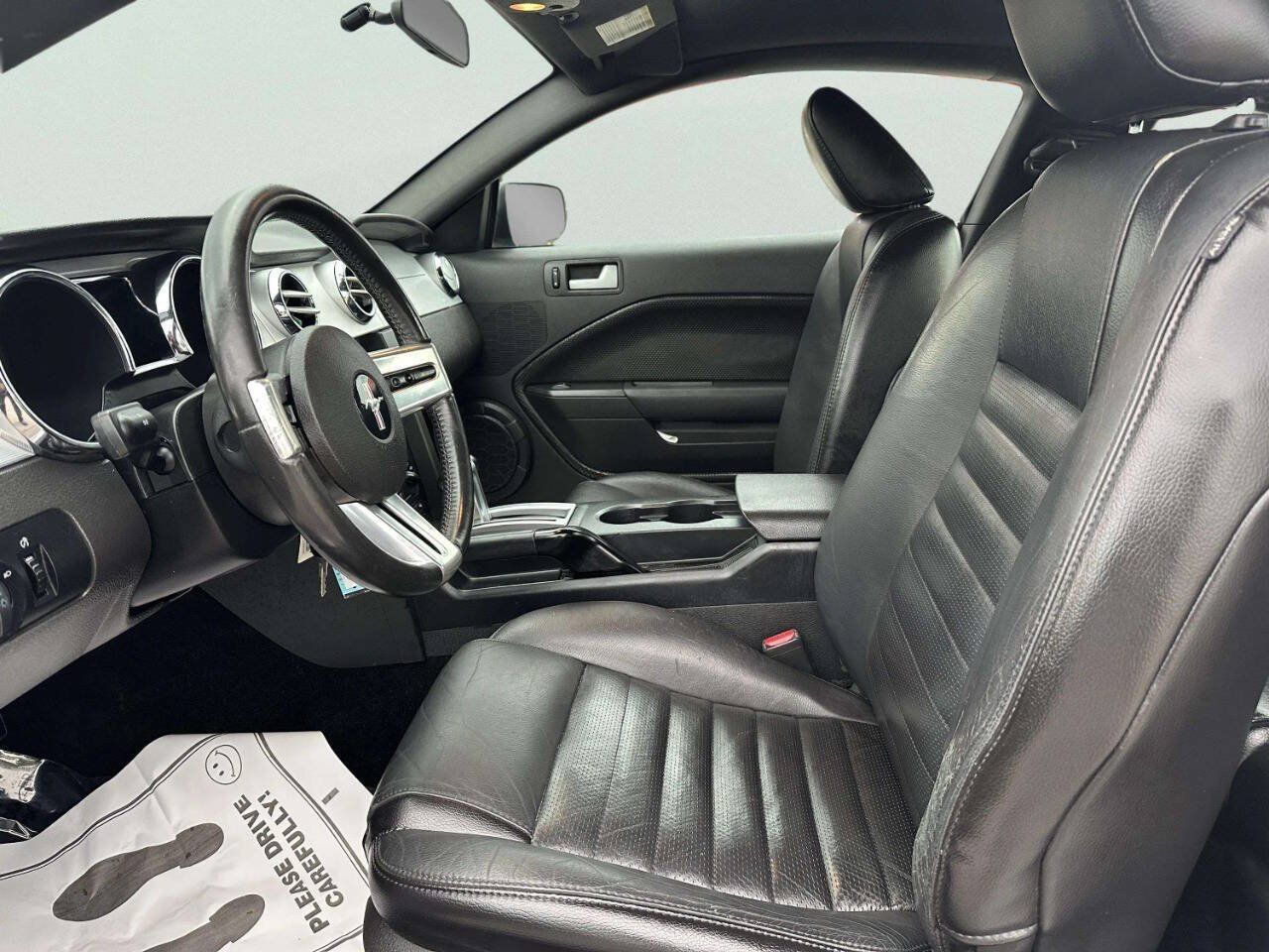 Used 2006 Ford Mustang GT RWD image 9