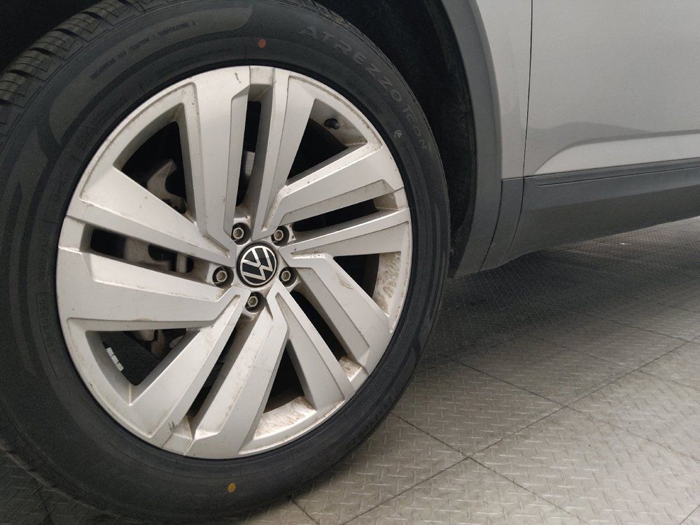 Used 2021 Volkswagen Atlas Cross Sport SE FWD image 31