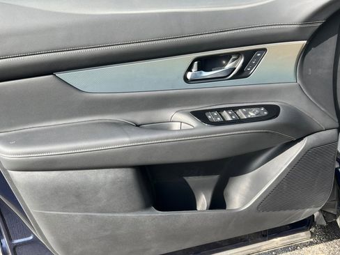 New 2025 Nissan Murano SL image 13