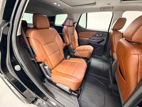 Certified 2020 Chevrolet Traverse High Country image 30