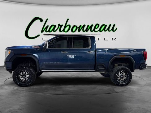 Used 2021 GMC Sierra 2500 Denali w/ Denali Ultimate Package AWD/4WD image 2