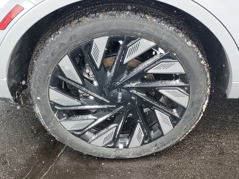 New 2026 Lincoln Nautilus Black Label w/ Jet Appearance Package image 5