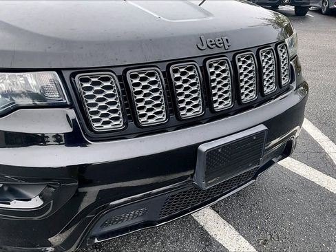 Used 2020 Jeep Grand Cherokee Altitude image 29