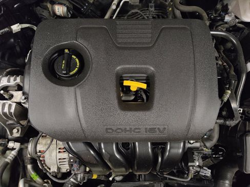Used 2019 Hyundai Elantra Value Edition FWD image 30