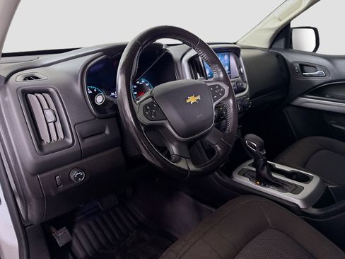 Used 2022 Chevrolet Colorado LT w/ Fleet Safety Package image 22