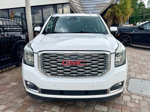 Used 2020 GMC Yukon Denali AWD/4WD image 4
