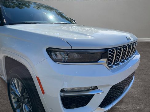 New 2025 Jeep Grand Cherokee Summit image 35