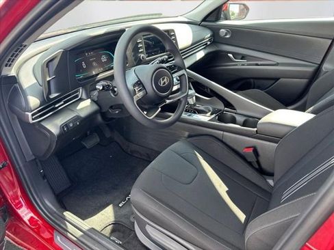 New 2025 Hyundai Elantra Blue image 9