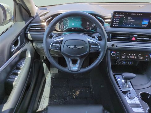Used 2026 Genesis G70 2.5T image 24
