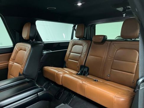 Used 2018 Lincoln Navigator L Reserve AWD/4WD image 50