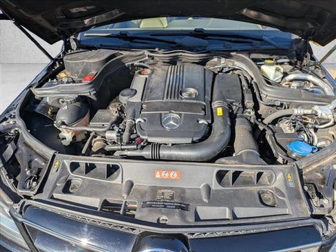 Used 2015 Mercedes-Benz C 250 Coupe image 23