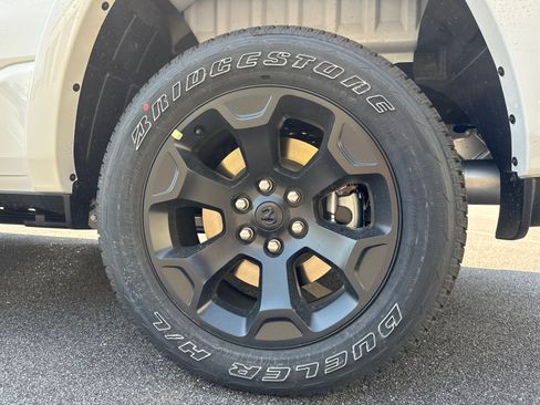 New 2026 RAM 1500 Big Horn AWD/4WD image 22
