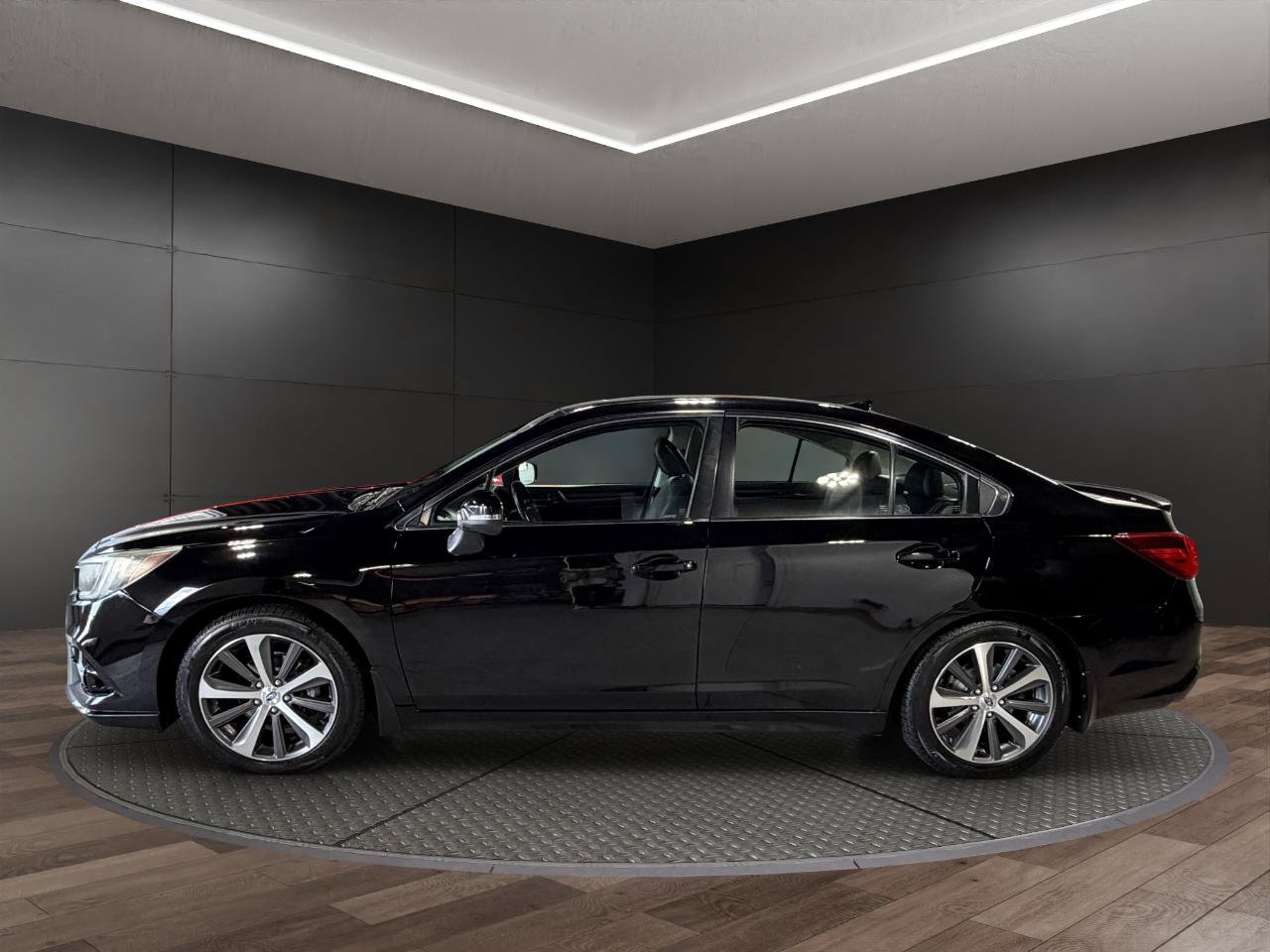 Used 2018 Subaru Legacy 2.5i Limited AWD/4WD image 5
