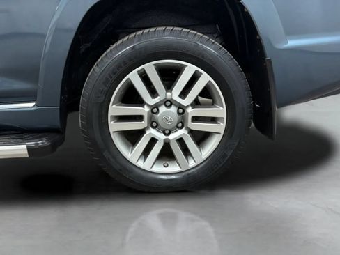 Used 2013 Toyota 4Runner SR5 AWD/4WD image 26