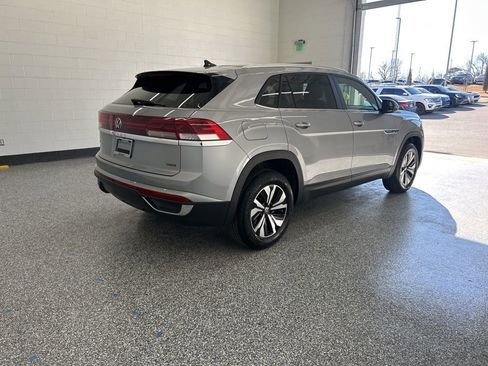 New 2026 Volkswagen Atlas Cross Sport SE AWD/4WD image 6