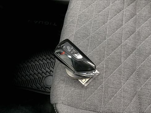 New 2026 Volkswagen Tiguan S image 32