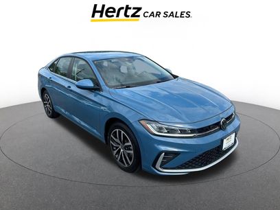 Used 2025 Volkswagen Jetta SE