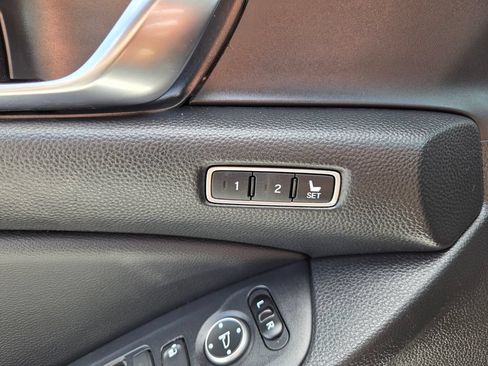 Used 2018 Honda Accord EX-L image 18
