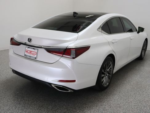 Used 2025 Lexus ES 350 Ultra Luxury w/ Accessory Package (Z2) FWD image 7