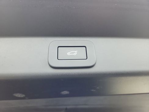 New 2025 Land Rover Range Rover Sport Dynamic SE image 14