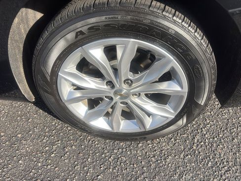 Used 2024 Chevrolet Malibu LT image 10