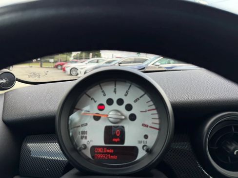 Used 2011 MINI Cooper Clubman S FWD image 19