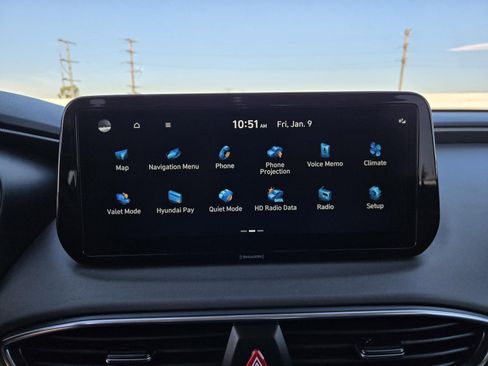 Used 2023 Hyundai Santa Fe SEL image 11