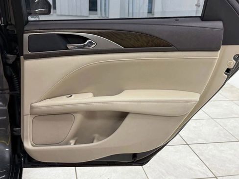 Used 2017 Lincoln MKZ Select w/ Select Plus Package FWD image 20