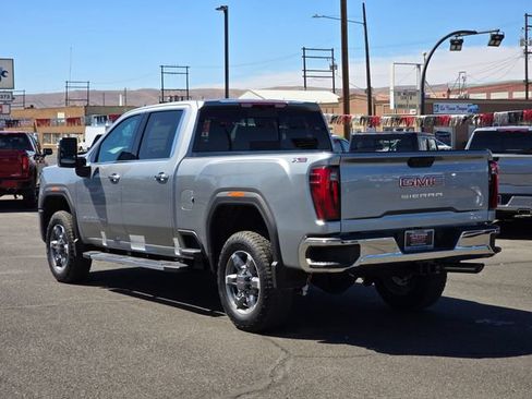 Used 2026 GMC Sierra 3500 SLT w/ SLT Premium Package AWD/4WD image 3
