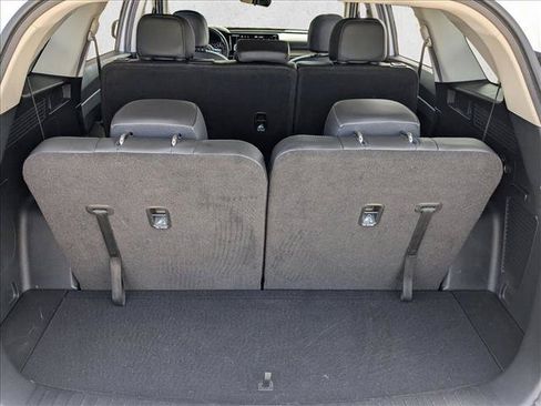 Used 2023 Kia Sorento S w/ Panoramic Sunroof Package FWD image 6