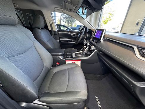 Certified 2023 Toyota RAV4 LE AWD/4WD image 48