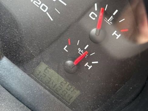 Used 2007 Ford F150 XLT image 10