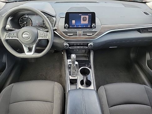 Used 2023 Nissan Altima 2.5 SV image 17