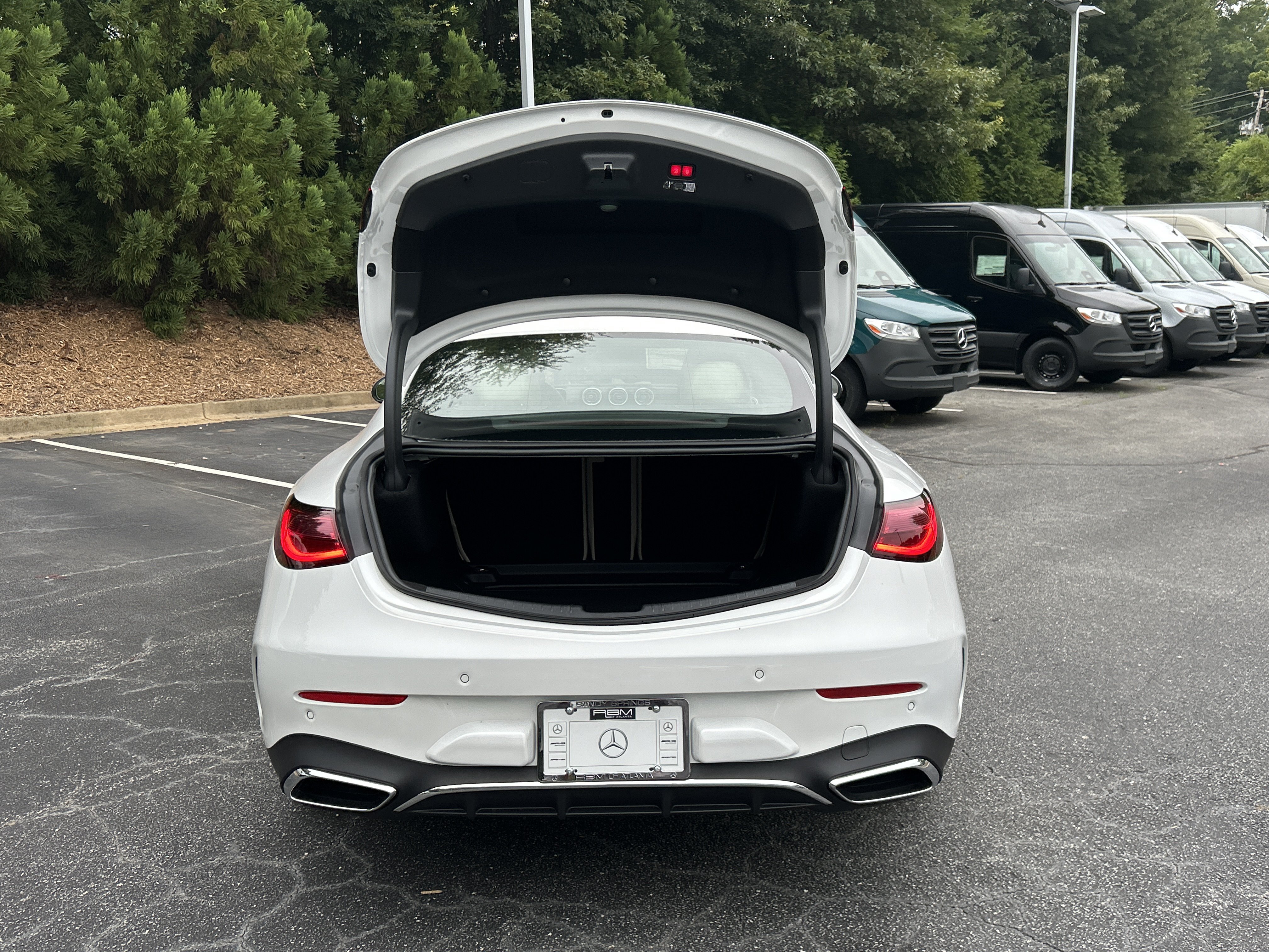 New 2027 Mercedes-Benz CLE 450 4MATIC Coupe image 8