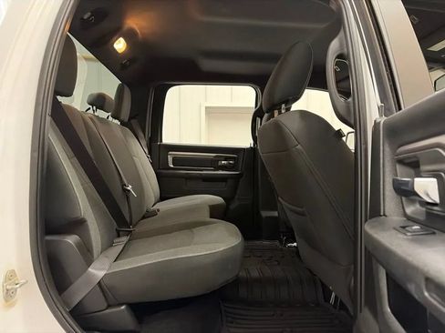 Used 2022 RAM 1500 Warlock AWD/4WD image 18