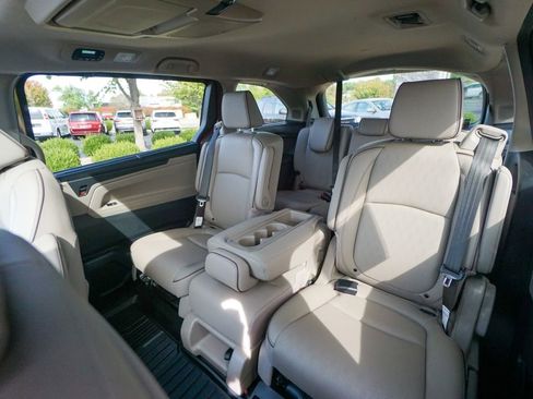 Used 2023 Honda Odyssey Elite image 31