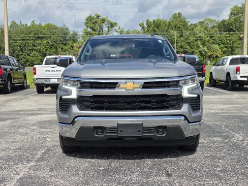 Used 2024 Chevrolet Silverado 1500 LT AWD/4WD image 12