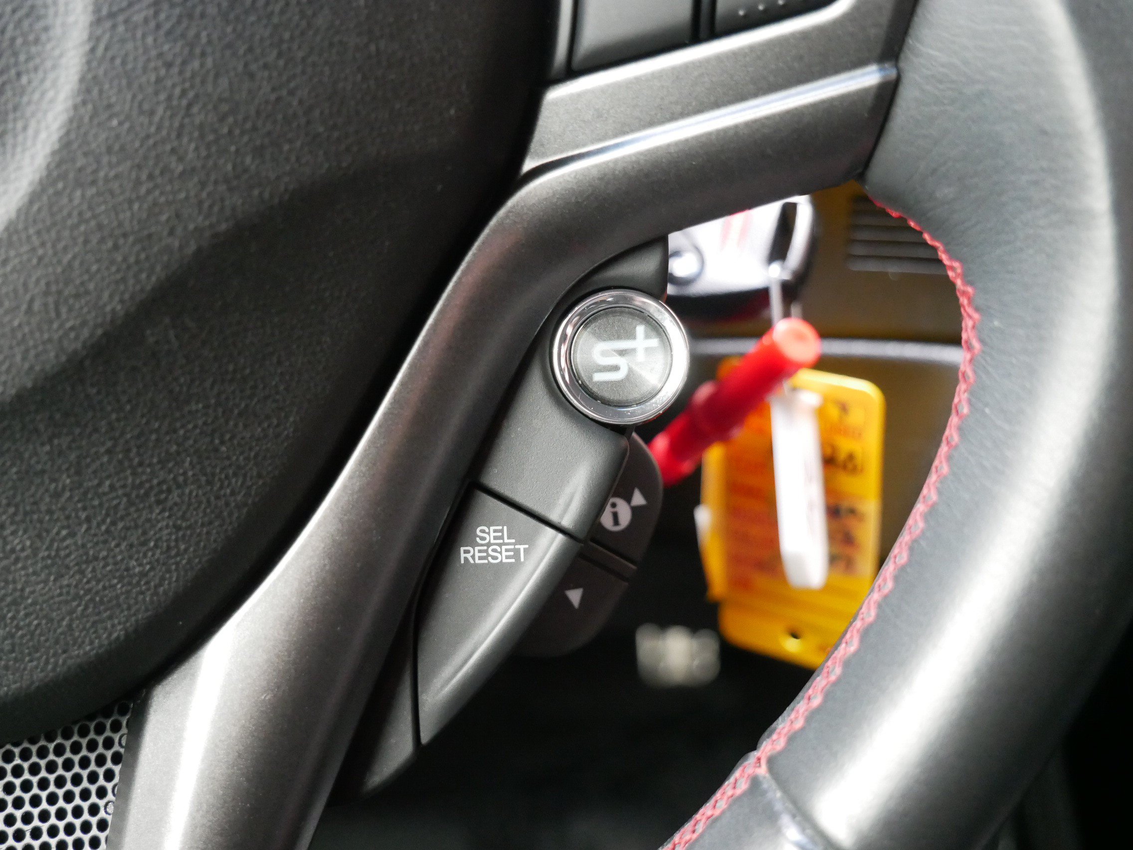 Used 2015 Honda CR-Z EX image 23
