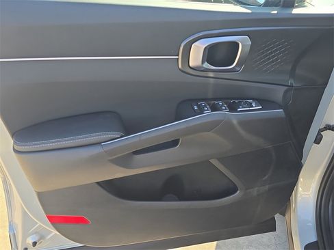 New 2026 Kia Sorento LX image 19