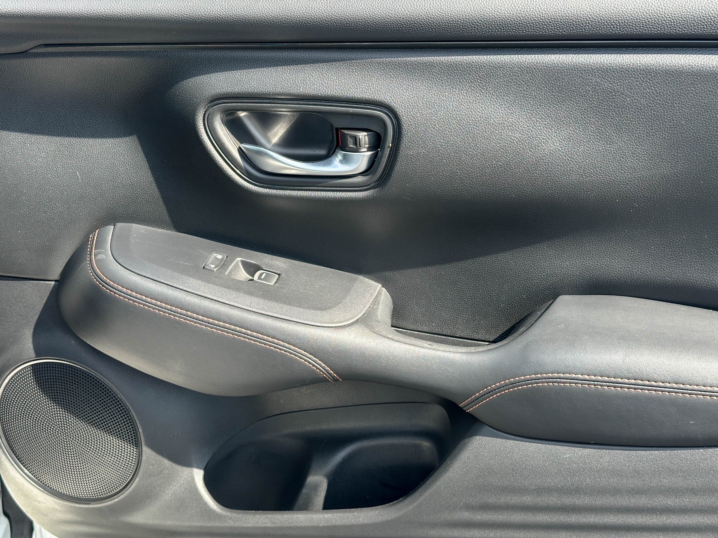 Certified 2025 Honda HR-V Sport image 26
