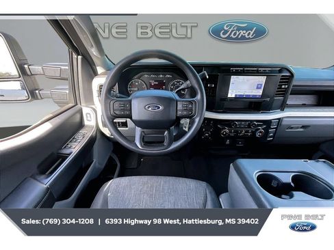 Used 2024 Ford F250 XL w/ STX Appearance Package AWD/4WD image 5