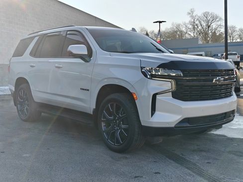 Used 2024 Chevrolet Tahoe RST w/ Luxury Package image 3