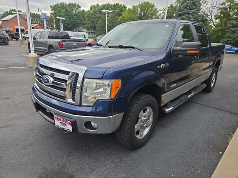 Used 2011 Ford F150 XLT w/ XLT Convenience Pkg AWD/4WD image 4