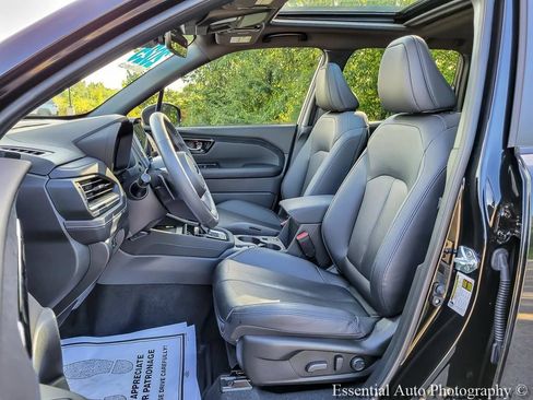 Used 2025 Subaru Forester Limited AWD/4WD image 8