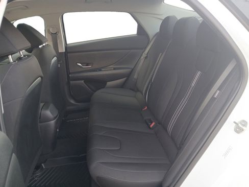 Certified 2024 Hyundai Elantra SEL image 13