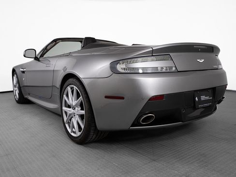 Used 2012 Aston Martin V8 Vantage Roadster RWD image 3