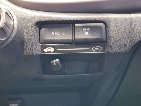Used 2011 Honda Fit Sport image 18