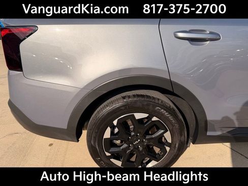 Certified 2025 Kia Sorento S image 10